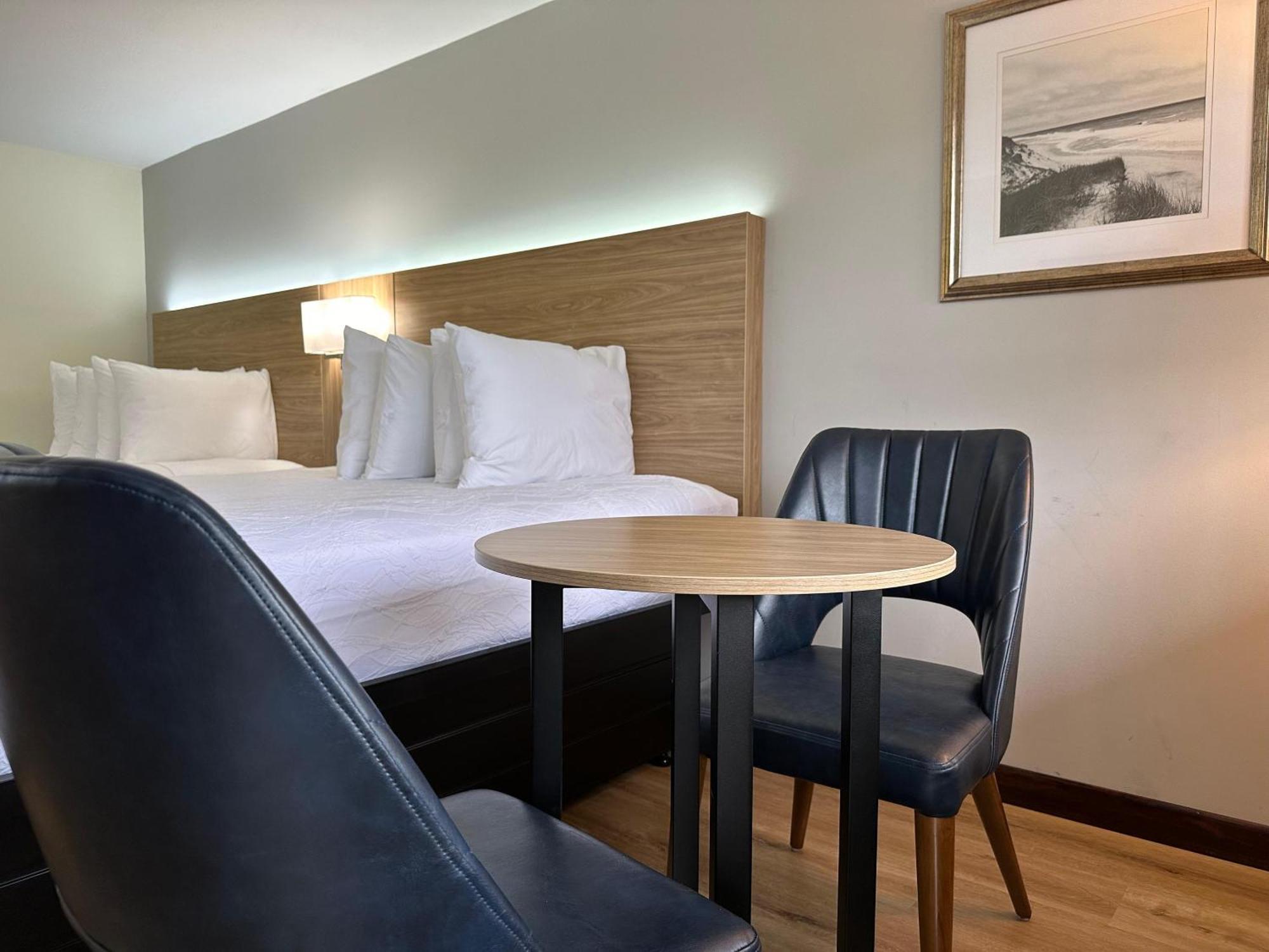 Usa Inn Wells Eksteriør bilde